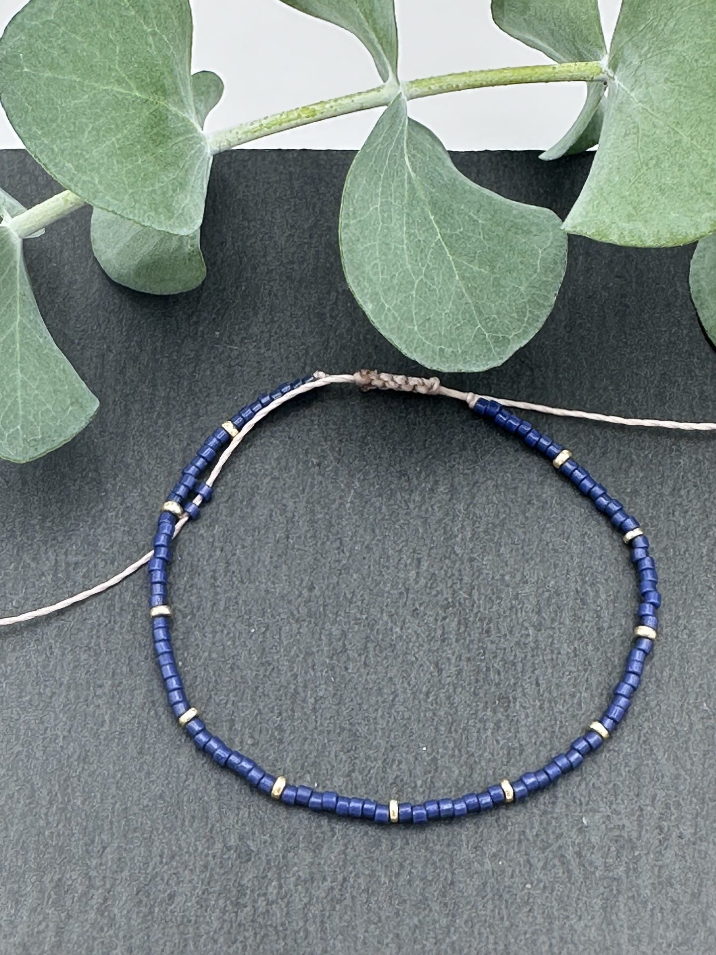 Armband Cadi Miyuki Spacer gold königsblau, Kärntner Handarbeit