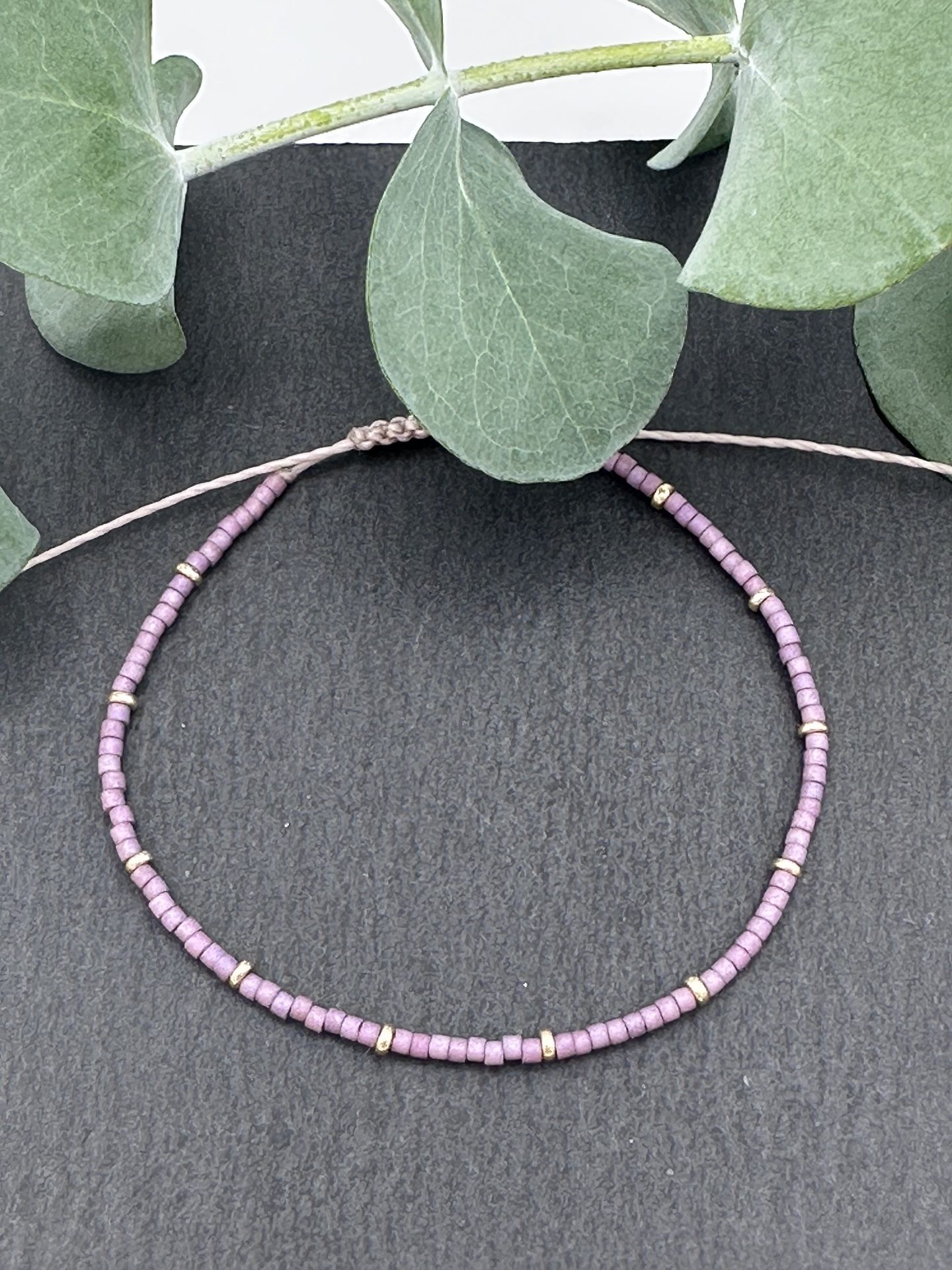 Armband Cadi Miyuki Spacer gold violett, handgemacht in Kärnten